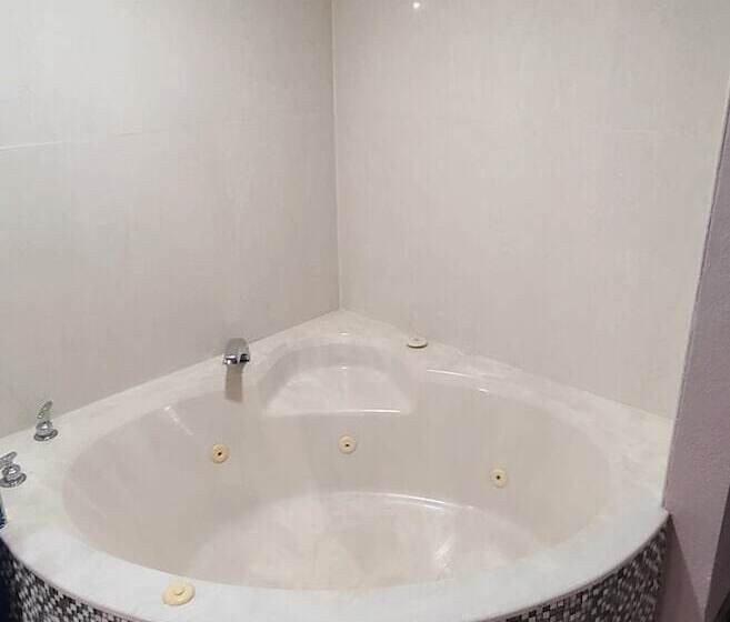 酒店 Red Roof Inn & Suites Duncan