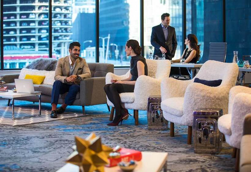 هتل Renaissance Chicago Downtown