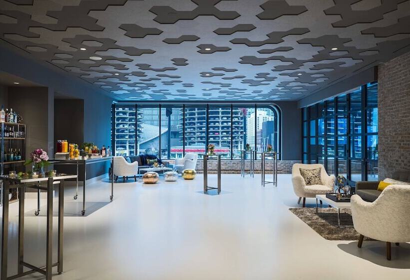 هتل Renaissance Chicago Downtown