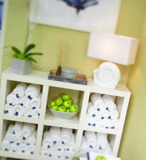 فندق Renaissance Concourse Atlanta Airport