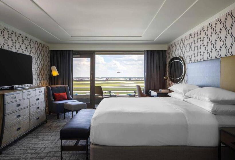 فندق Renaissance Concourse Atlanta Airport