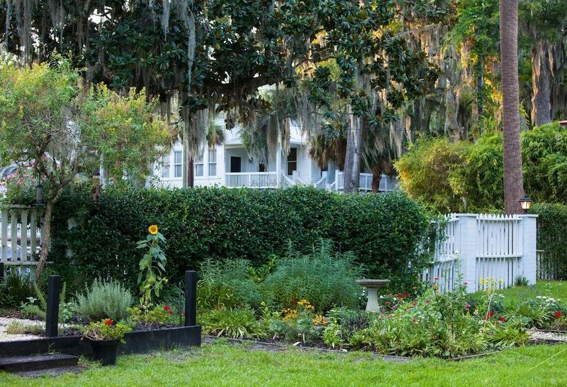 فندق Rhett House