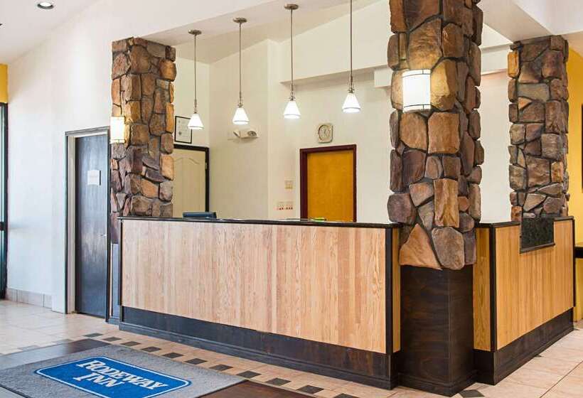 فندق Rodeway Inn & Suites