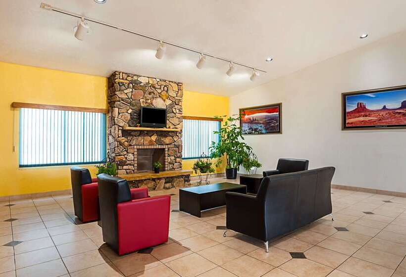 فندق Rodeway Inn & Suites