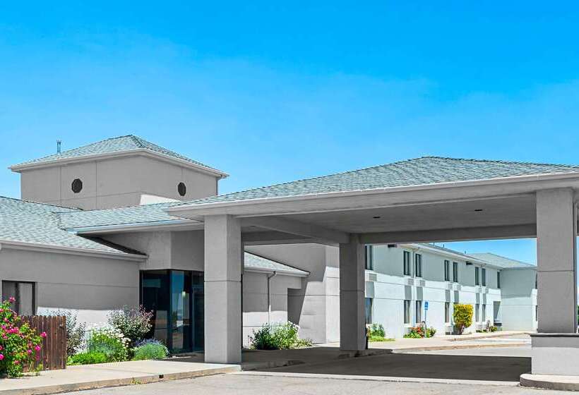 فندق Rodeway Inn & Suites