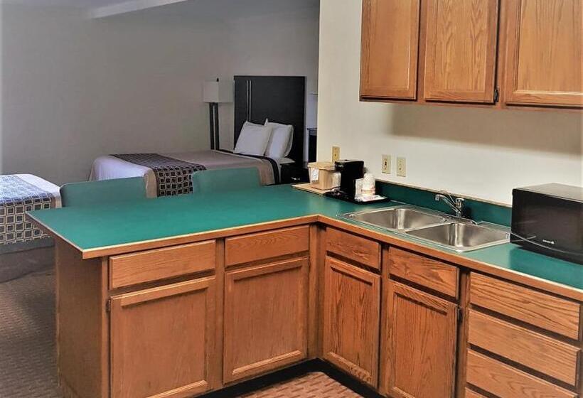 فندق Rodeway Inn & Suites