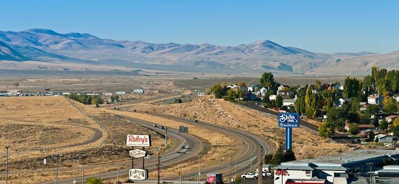 בית מלון כפרי Shilo Inn Elko