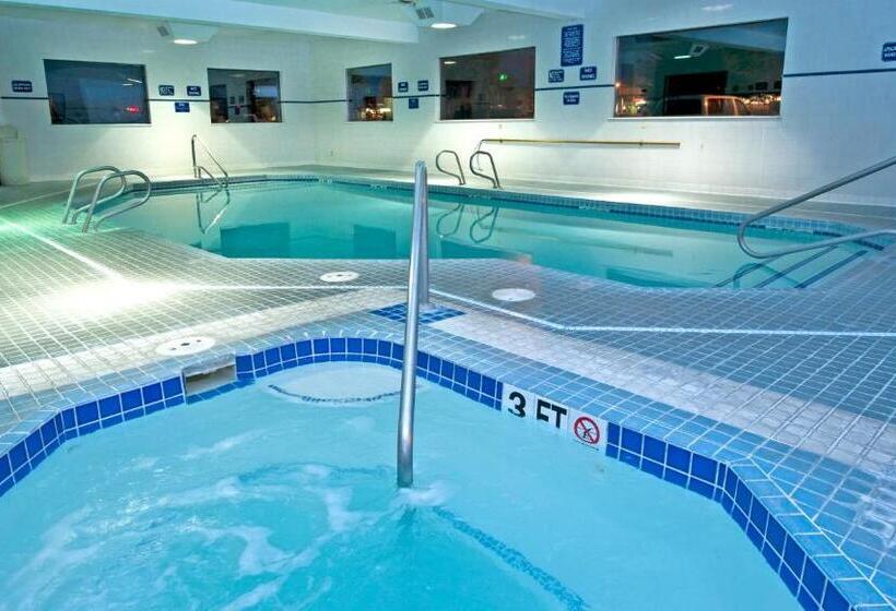 בית מלון כפרי Shilo Inn Elko