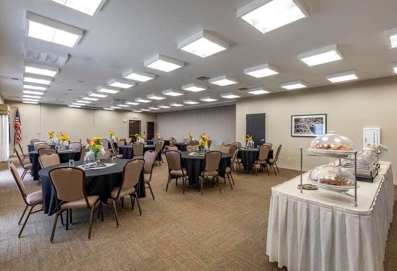 هتل Sleep Inn & Suites