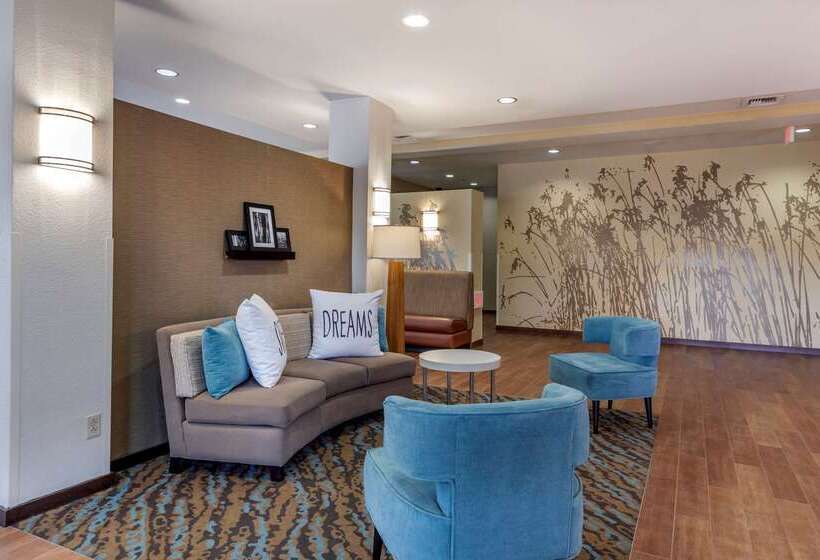 هتل Sleep Inn & Suites