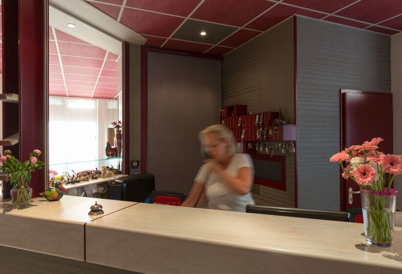 Logis Hotel Arc En Ciel