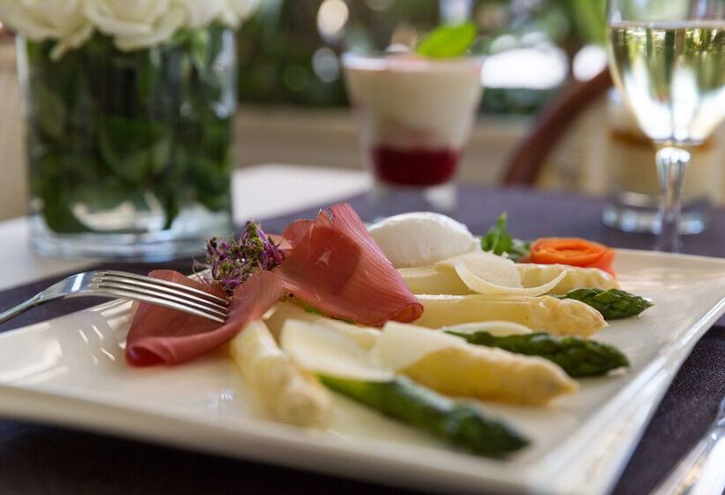 Logis Hotel Arc En Ciel