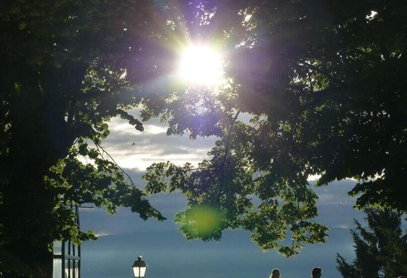 Logis Hotel Arc En Ciel