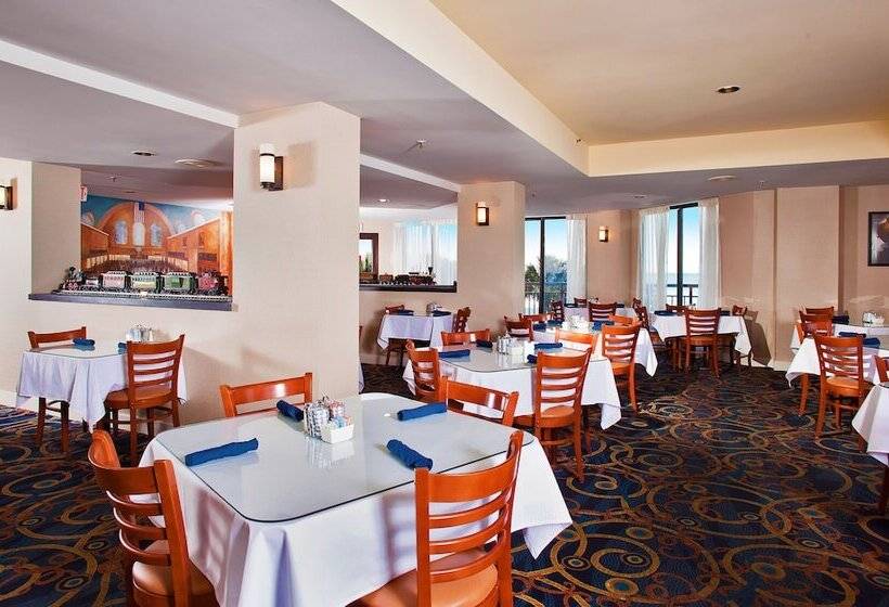 هتل The Patricia Grand