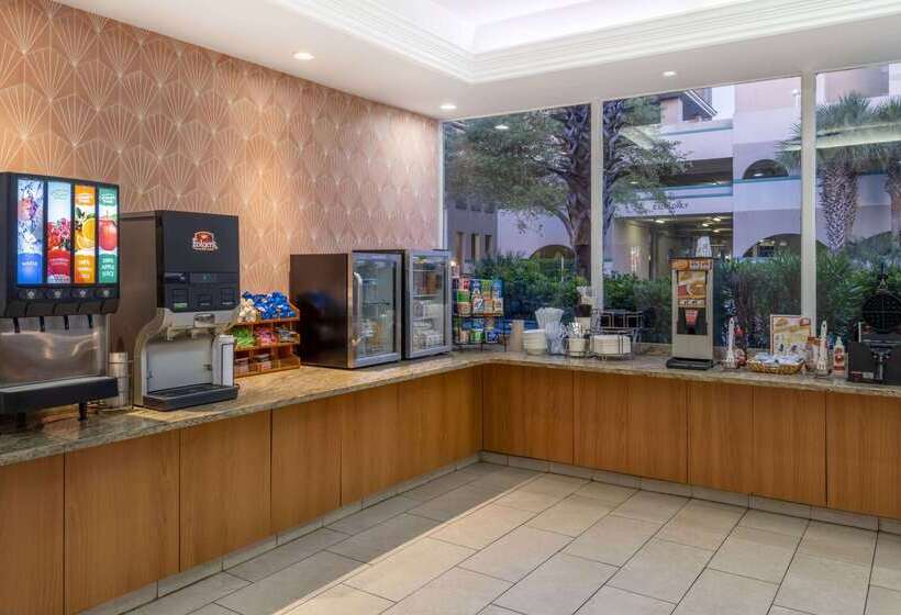 The Sandbar Hotel, Trademark Collection By Wyndham