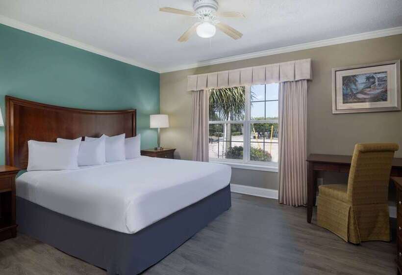 The Sandbar Hotel, Trademark Collection By Wyndham