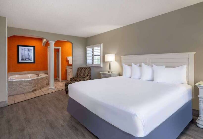 The Sandbar Hotel, Trademark Collection By Wyndham