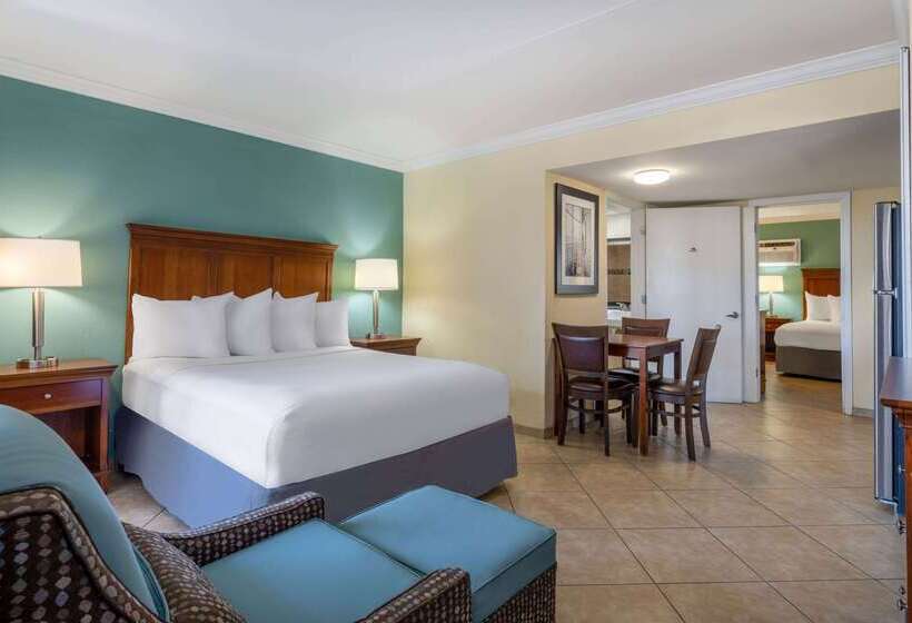 The Sandbar Hotel, Trademark Collection By Wyndham