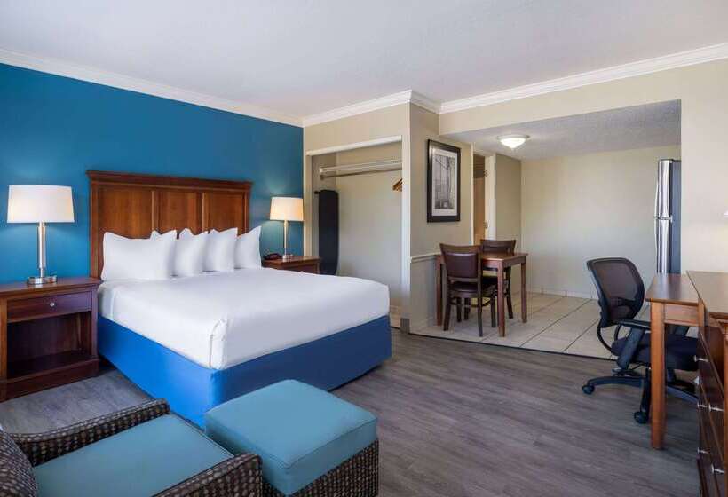 The Sandbar Hotel, Trademark Collection By Wyndham