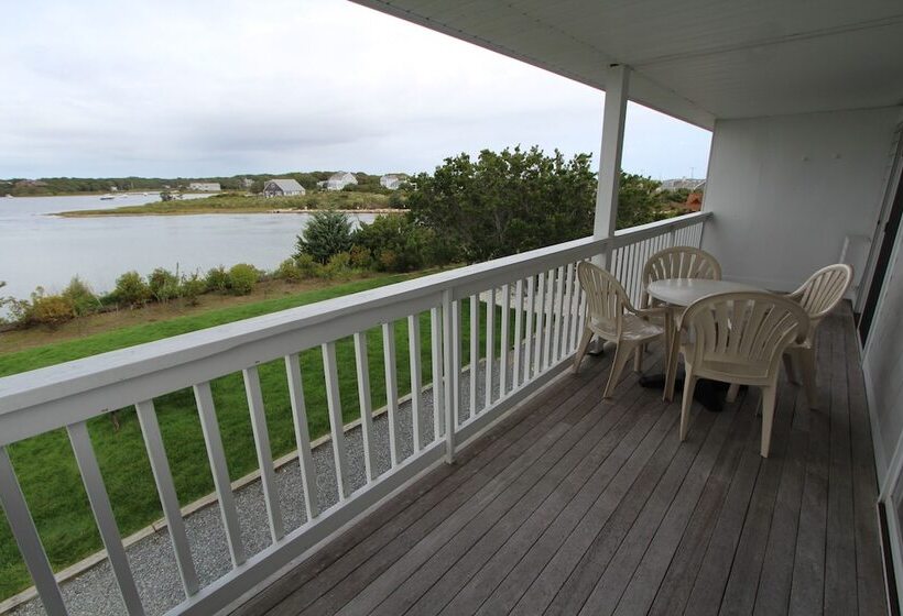 Innseason Resorts Surfside