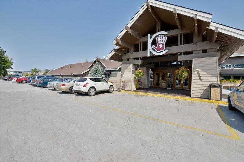 Kwataqnuk Resort & Casino