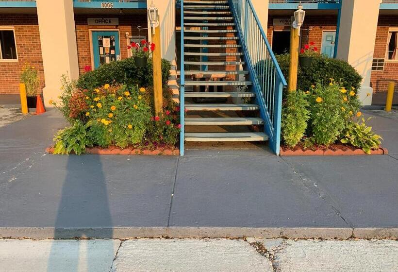 모텔 Americas Best Value Inn Roxboro