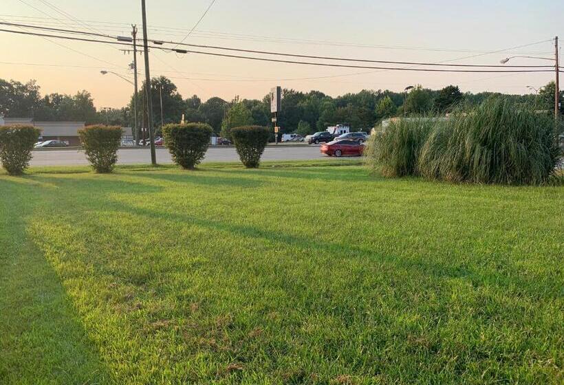 모텔 Americas Best Value Inn Roxboro