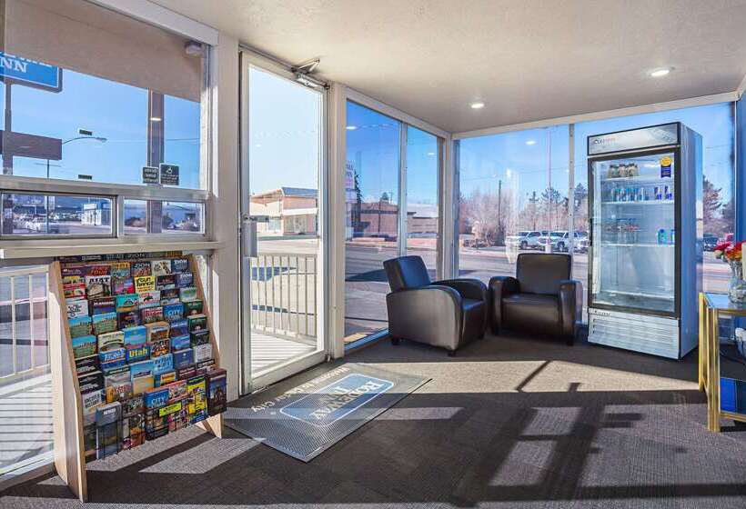 モーテル Rodeway Inn