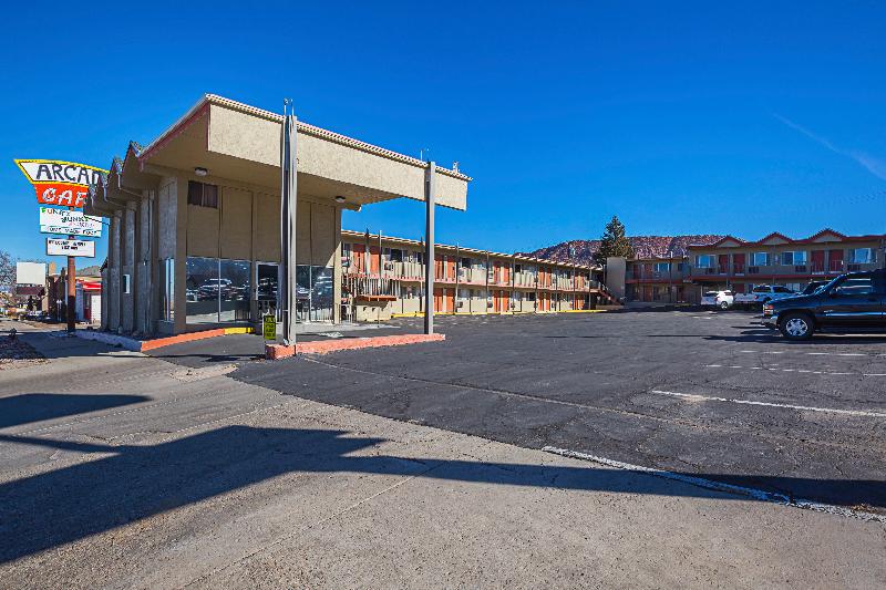 モーテル Rodeway Inn