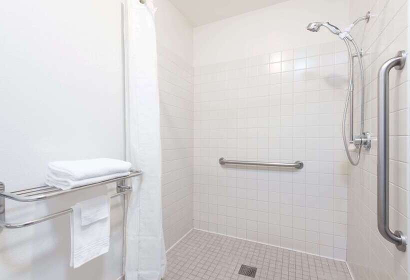 مُتل Super 8 By Wyndham Missoula/reserve St