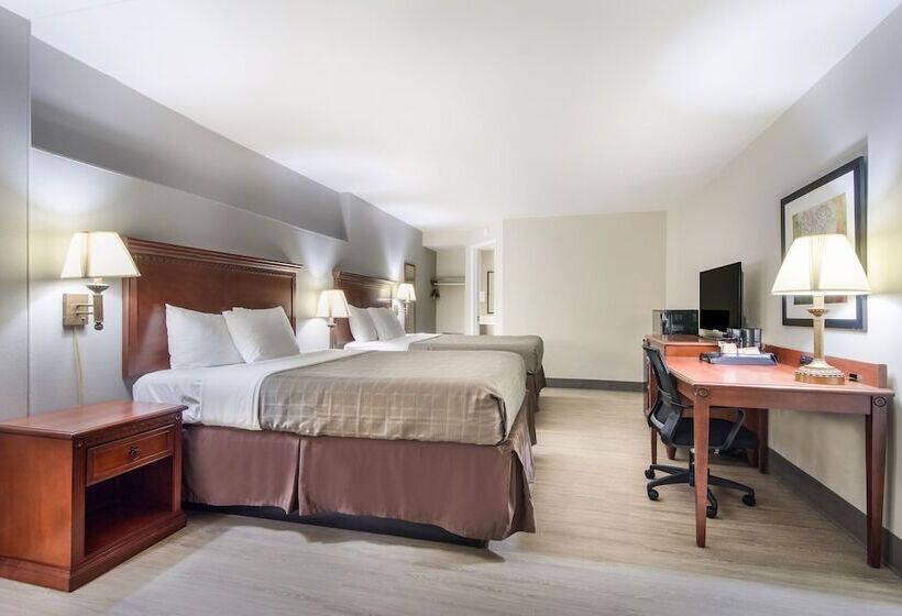 Мотель The Townhouse Inn