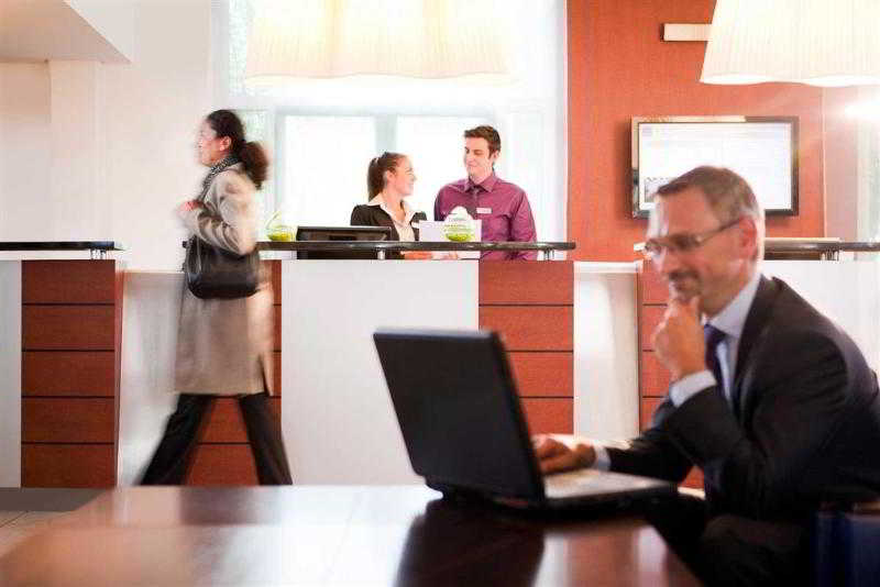 Novotel Saintquentin En Yvelines