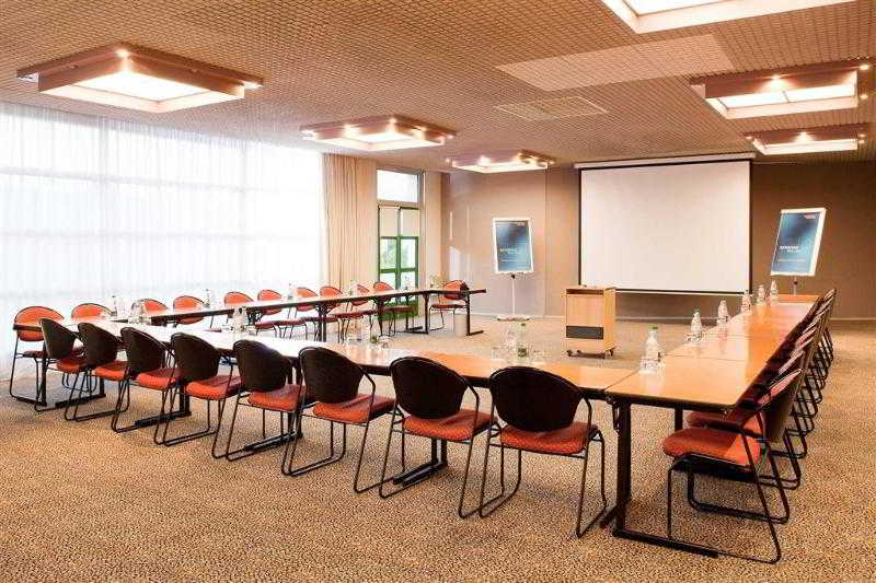 Novotel Saintquentin En Yvelines