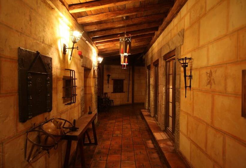 4 Sterne Burghotel Castillo Alcazar, Europa Park Freizeitpark & Erlebnis Resort