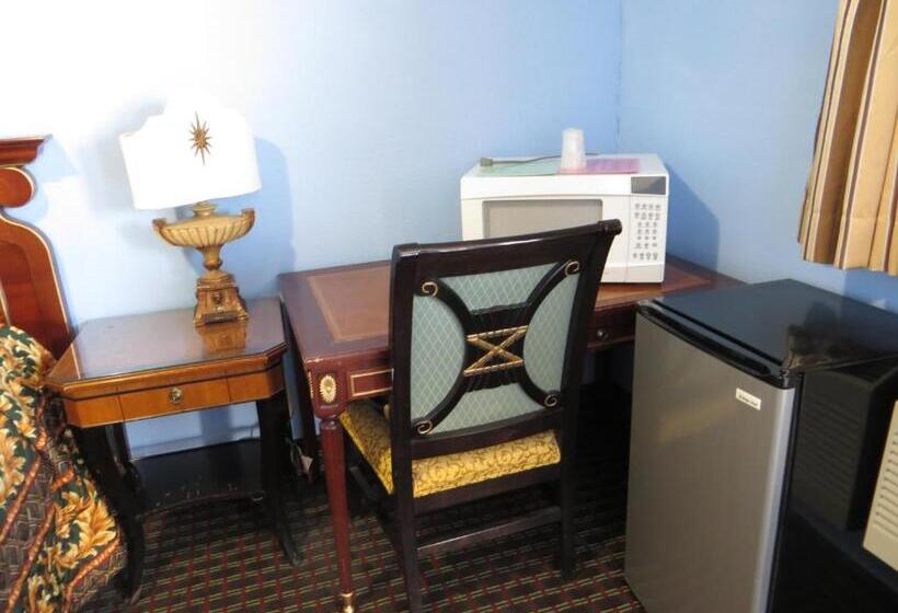 A Fisher's Inn Motel