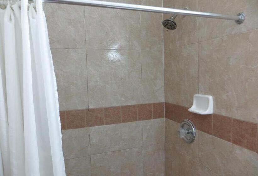 A Fisher's Inn Motel