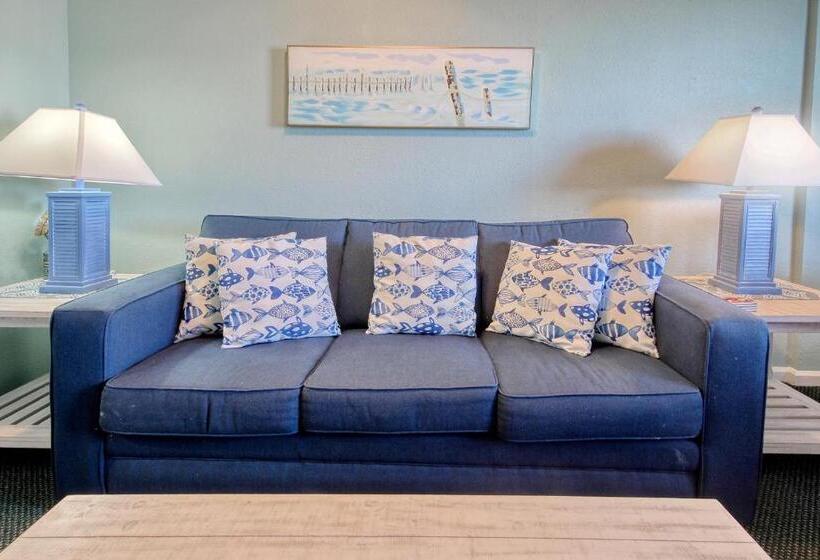 Blue Water Resort 1103