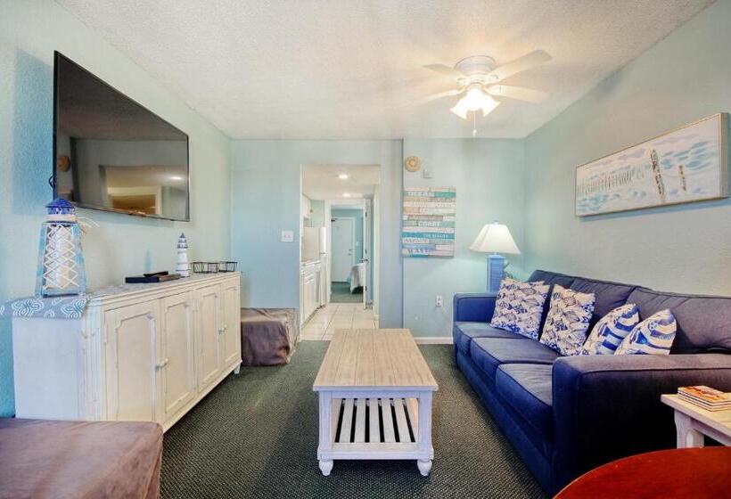 Blue Water Resort 1103