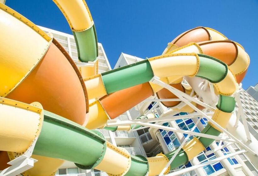 Crown Reef Beach Resort And Waterpark