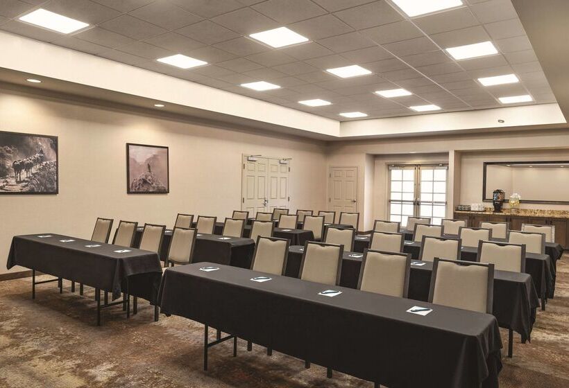 Homewood Suites By Hilton Tucson/st. Philip S Plaza Univ