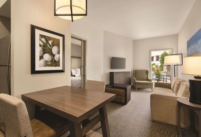 Homewood Suites By Hilton Tucson/st. Philip S Plaza Univ