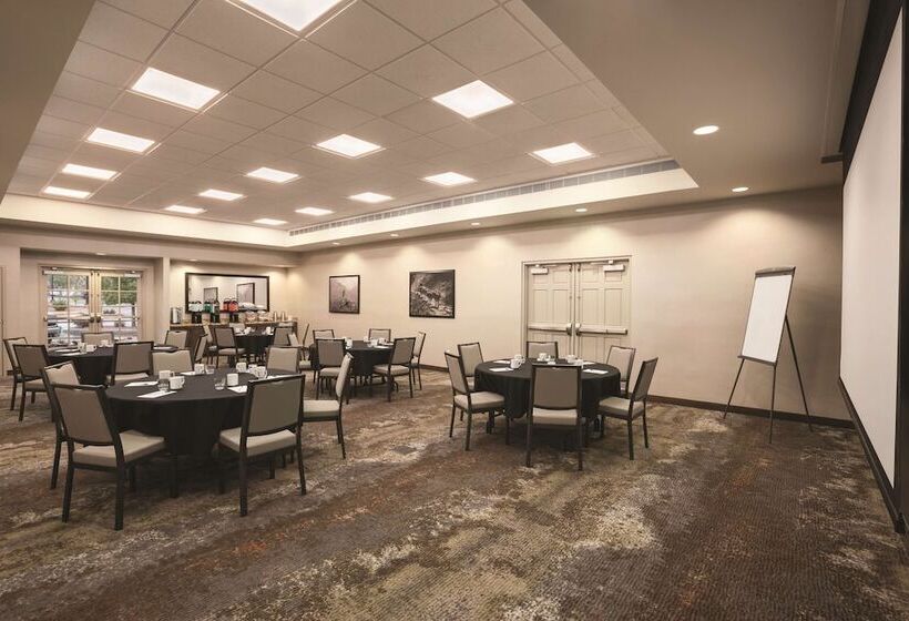 Homewood Suites By Hilton Tucson/st. Philip S Plaza Univ