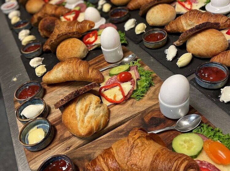 Отель Alebo Pensionat