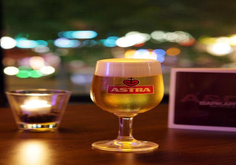 هتل a&o Hamburg Reeperbahn