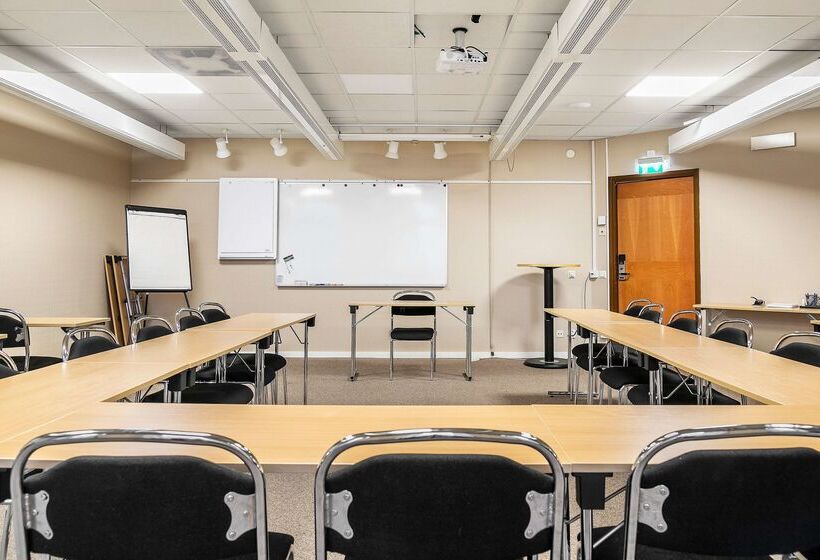 בית מלון כפרי Best Western Ta Inn