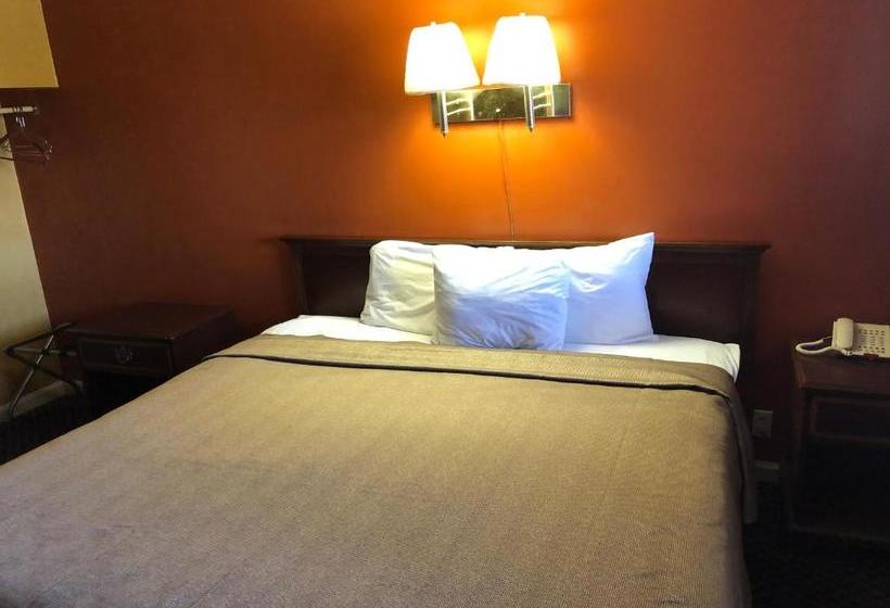 فندق Budget Host Inn