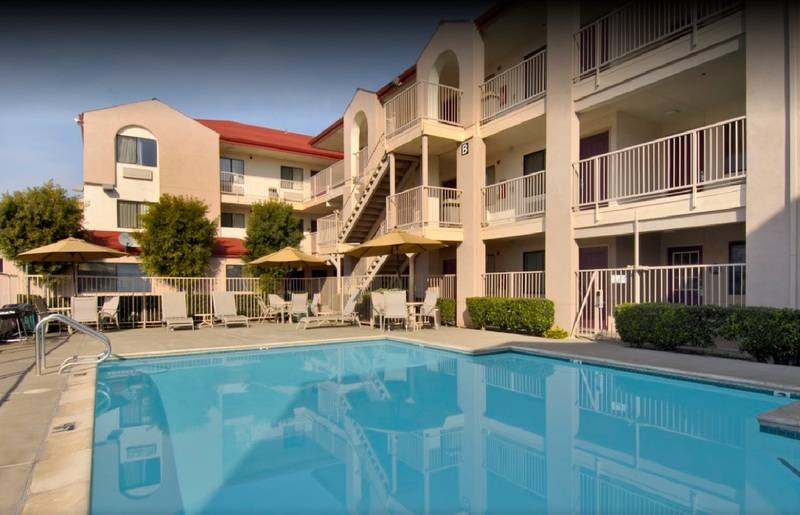 בית מלון כפרי California Inn And Suites, Rancho Cordova