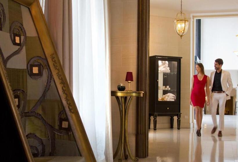 Intercontinental Hotels Chantilly Chateau Mont Royal, An Ihg