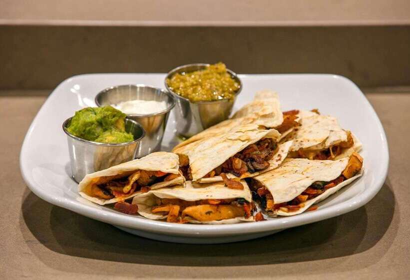 هتل Country Inn & Suites By Radisson, San Diego North, Ca