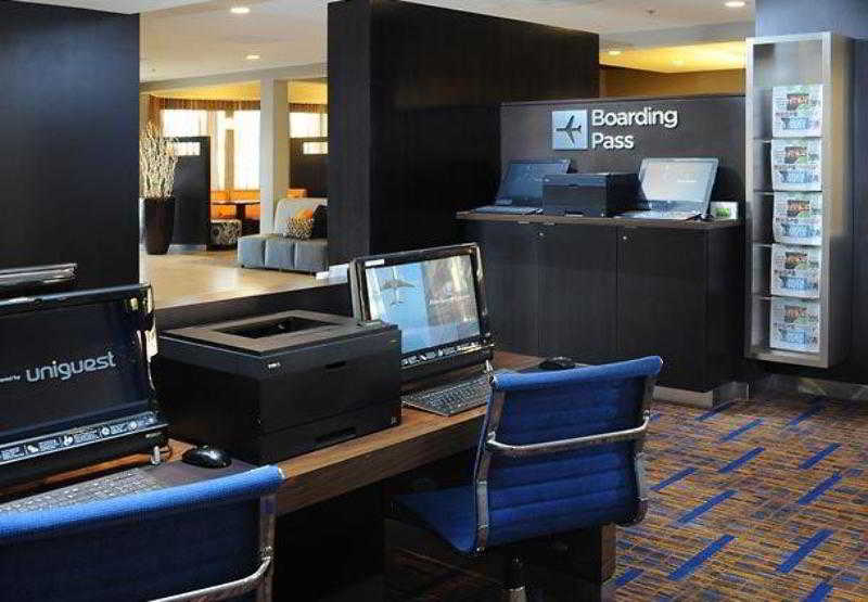 هتل Courtyard Tucson Airport